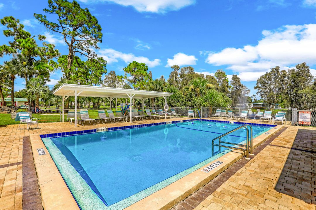 818 Homefolks St, North Fort Myers, FL 33917