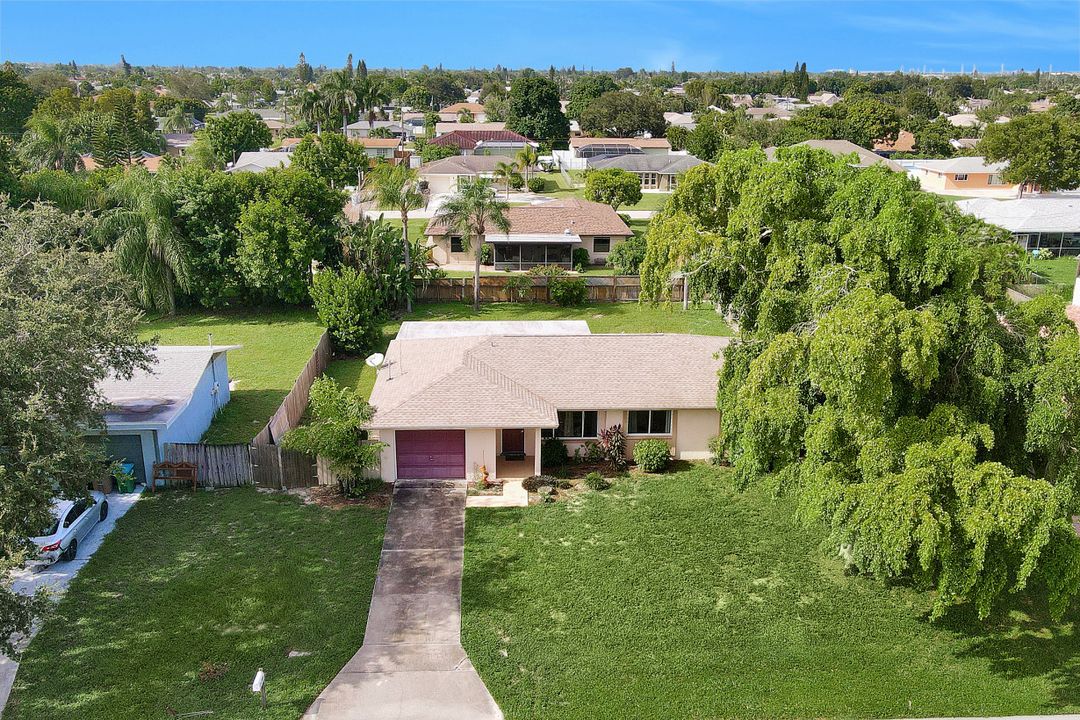 1213 SE 36th St, Cape Coral, FL 33904