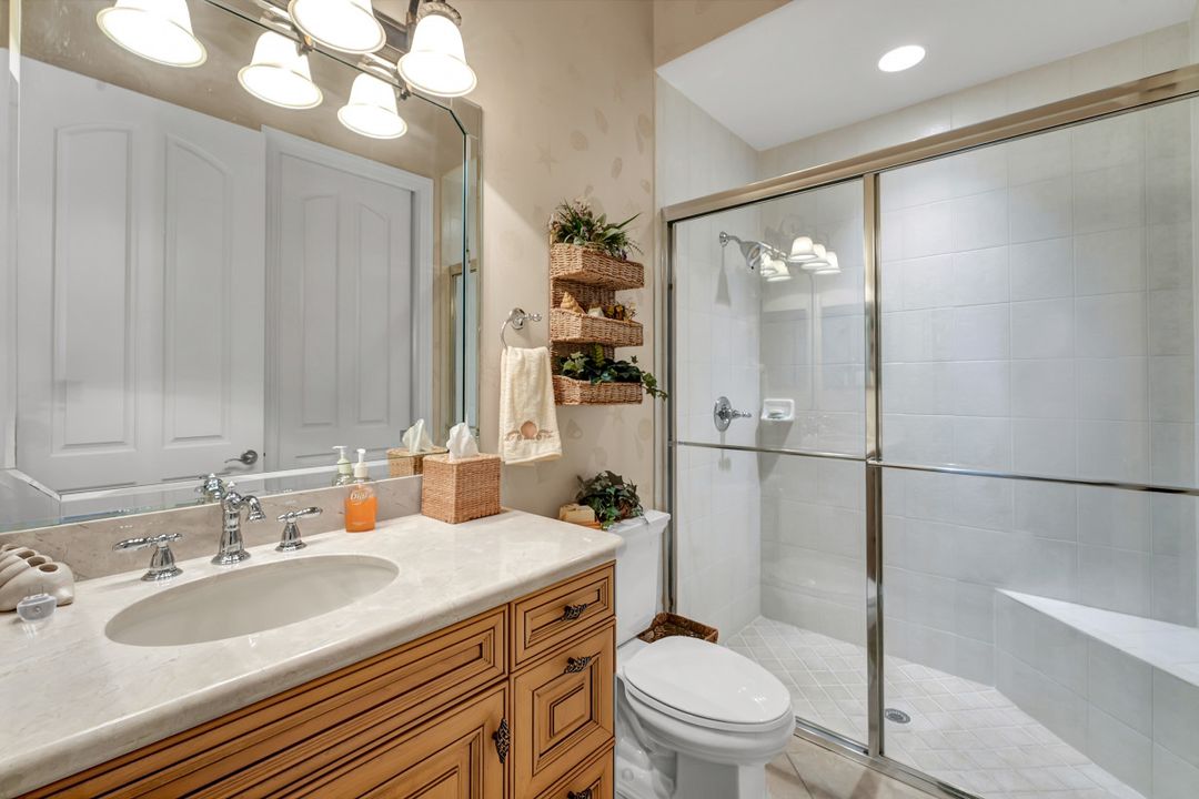 6000 Hammock Isles Cir, Naples, FL 34119