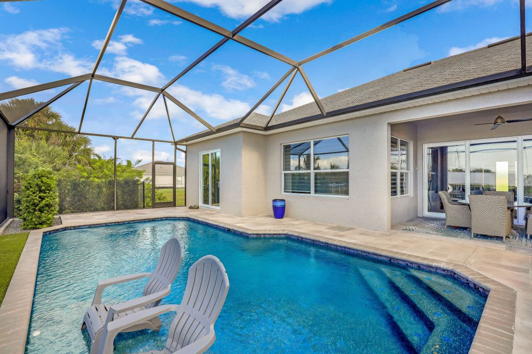 602 NW 32nd Pl, Cape Coral, FL 33993