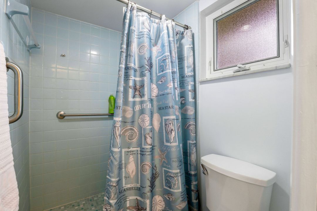 1698 S Flossmoor Rd, Fort Myers, FL 33919