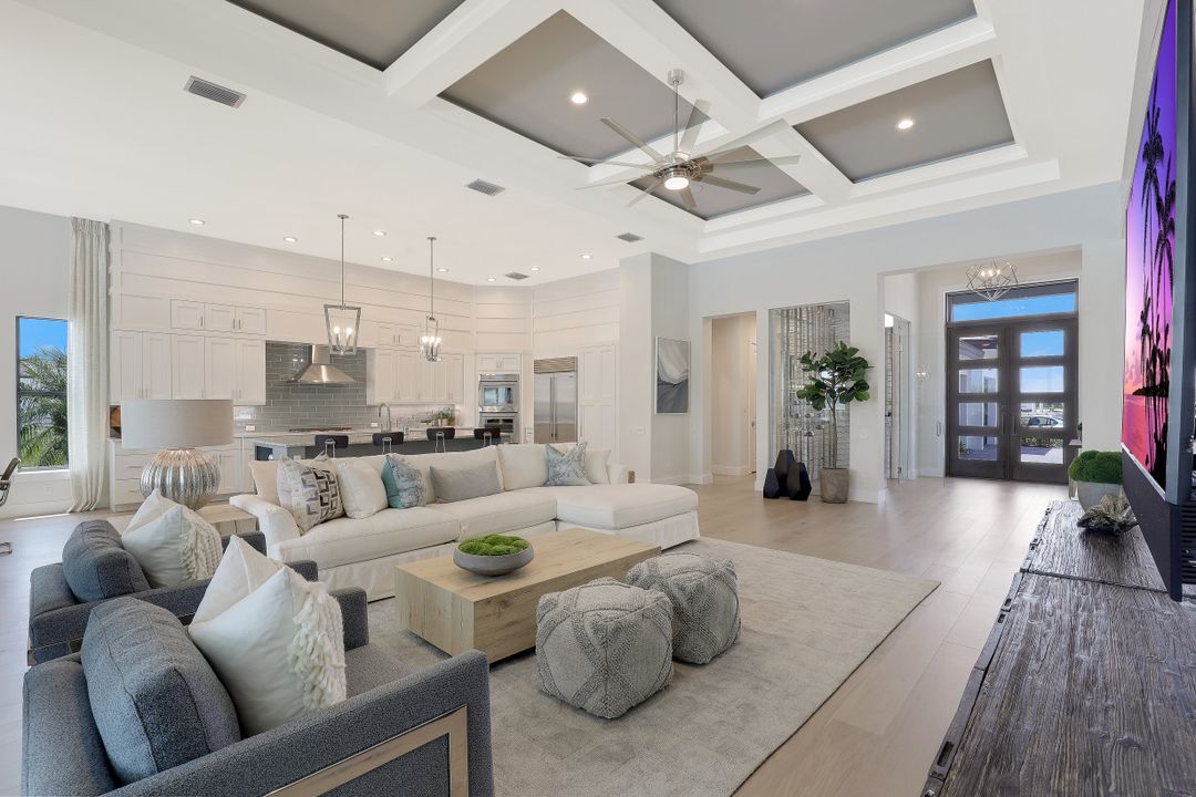 10461 Trevi Isle Way, Miromar Lakes, FL 33913