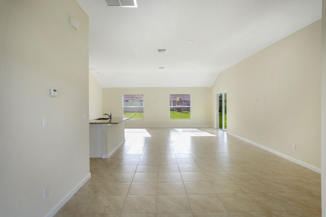 1651 SW Rutland St, Port St. Lucie, FL 34987