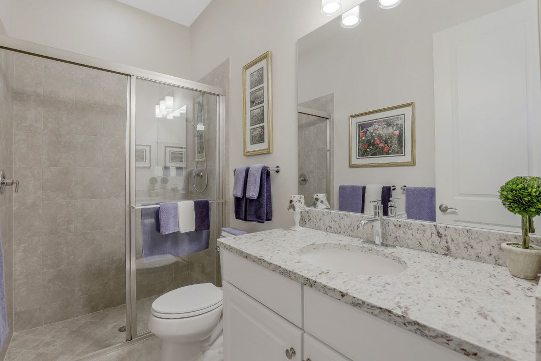 8669 Dilillo Ct, Naples, FL 34119