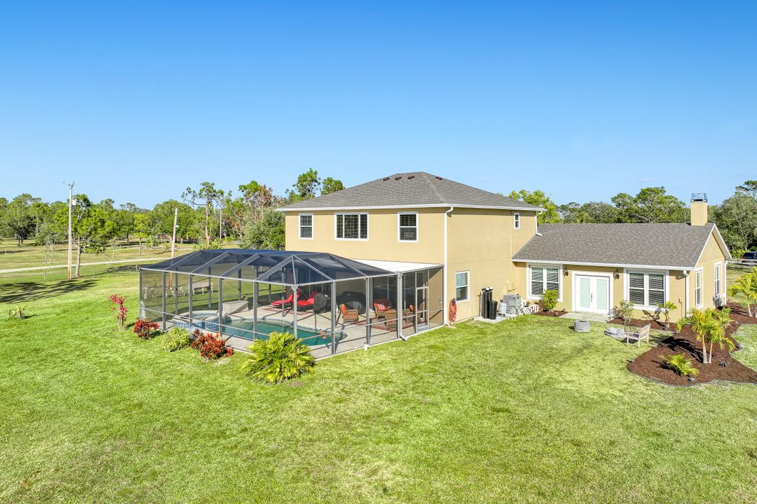 18251 Lynn Rd, North Fort Myers, FL 33917