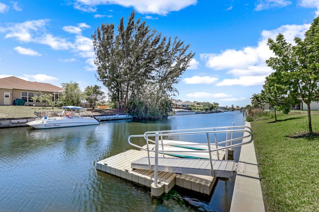 2016 SW 28th Ln, Cape Coral, FL 33914