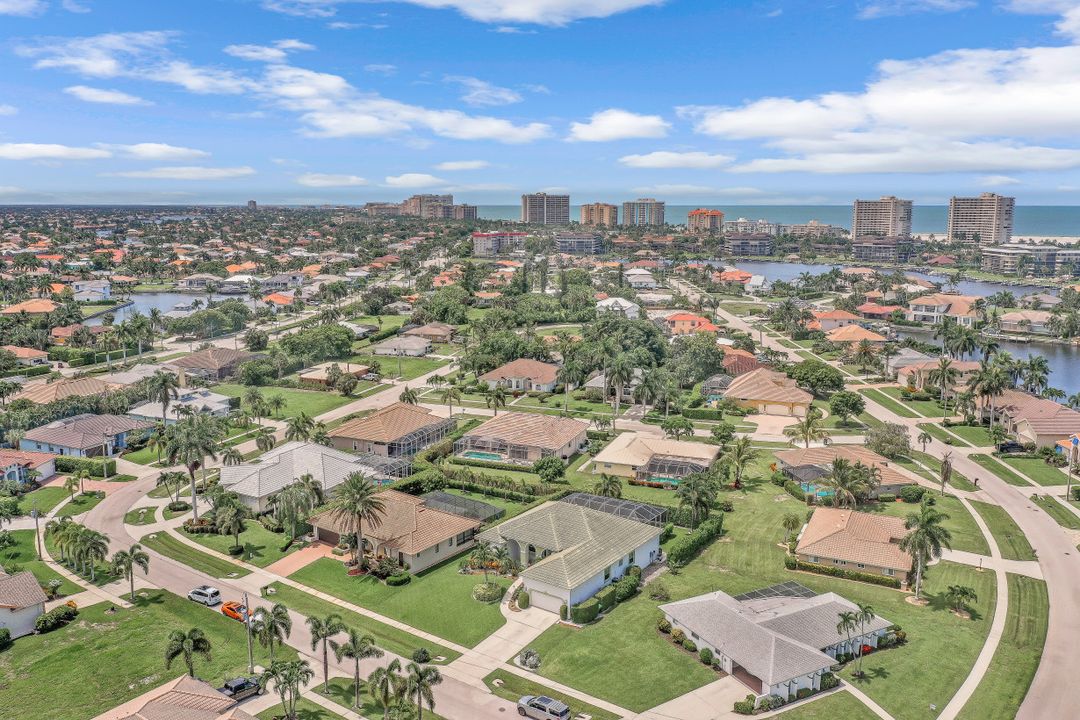 570 Elk Cir, Marco Island, FL 34145