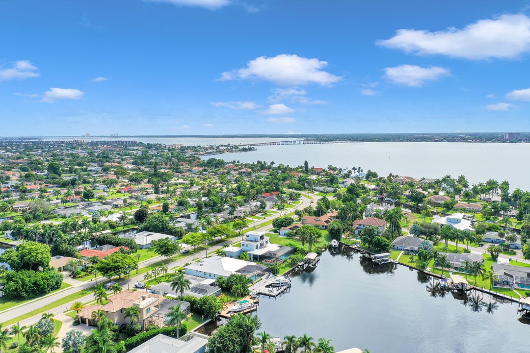 1214 El Dorado Pkwy E, Cape Coral, FL 33904