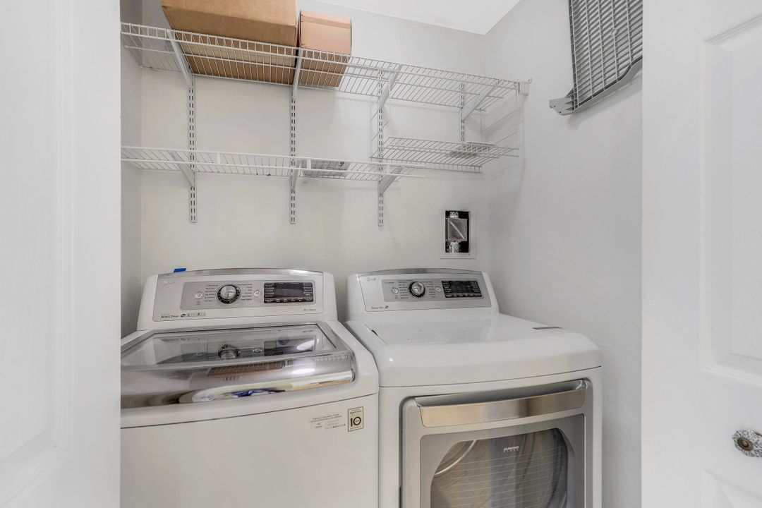 176 Lady Palm Dr, Naples, FL 34104