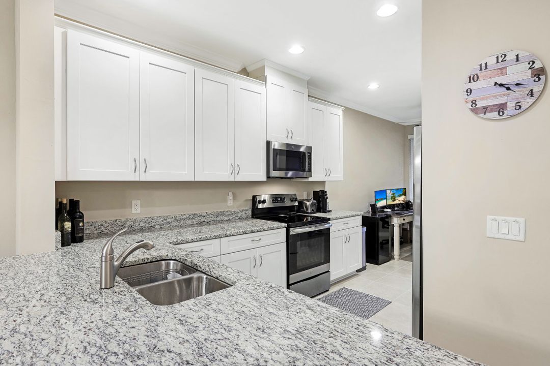 9378 Pocida Ct Unit 103, Naples, FL 34119