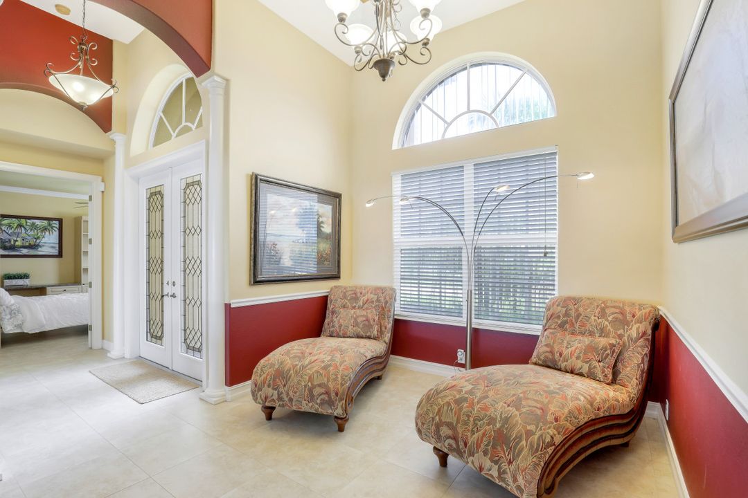 5267 Tiffany Ct, Cape Coral, FL 33904