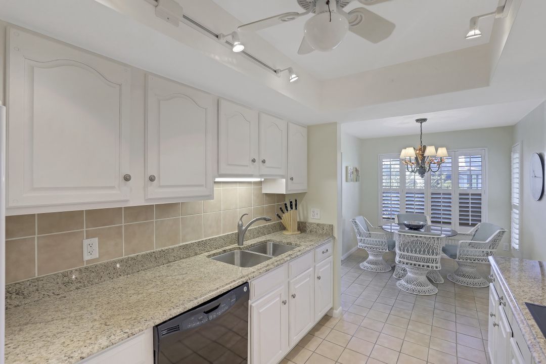 5964 Pelican Bay Blvd #431, Naples, FL 34108