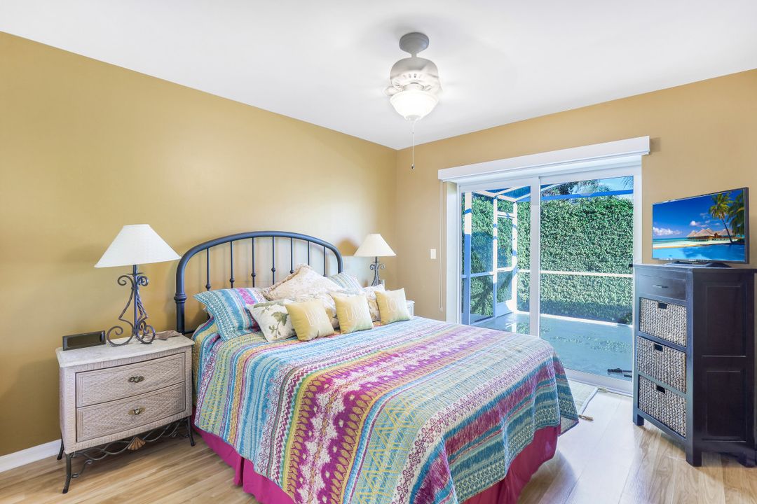 841 Seagrape Dr, Marco Island, FL 34145