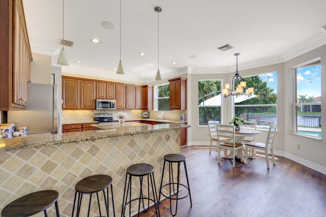 11137 Sparkleberry Dr, Fort Myers, FL 33913