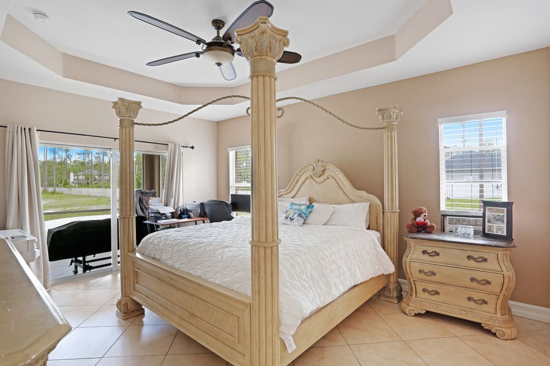 1462 Everglades Blvd N, Naples, FL 34120