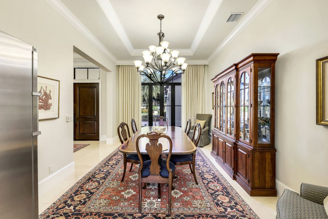 2351 Traditions Ct, Naples, FL 34105