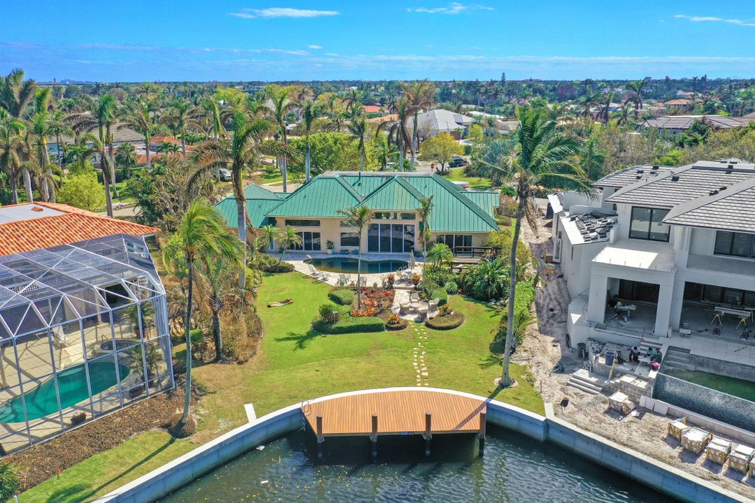 405 Neapolitan Way, Naples, FL 34103