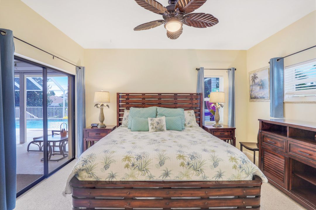 550 Inlet Dr, Marco Island, FL 34145