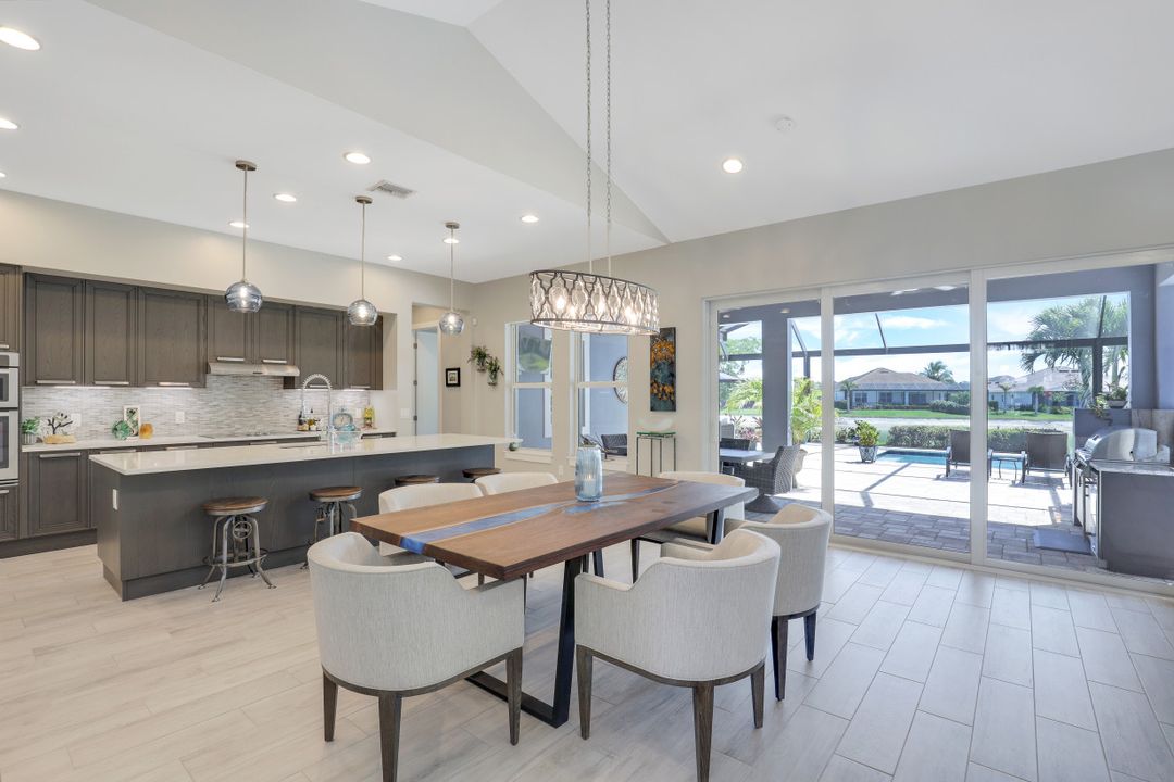 14844 Dockside Ln, Naples, FL 34114