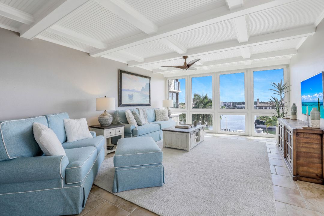 4031 Gulf Shore Blvd N #5F, Naples, FL 34103