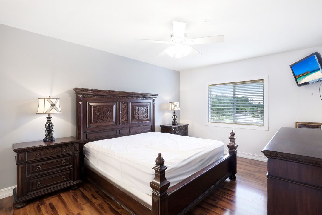 7839 Regal Heron Cir #303, Naples, FL 34104