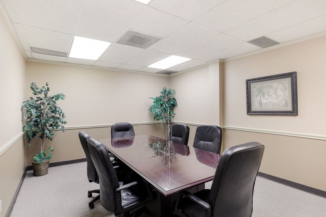 4625 North Fwy, Houston, TX 77022