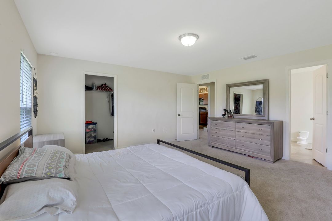 1708 NE Juanita Pl, Cape Coral, FL 33909