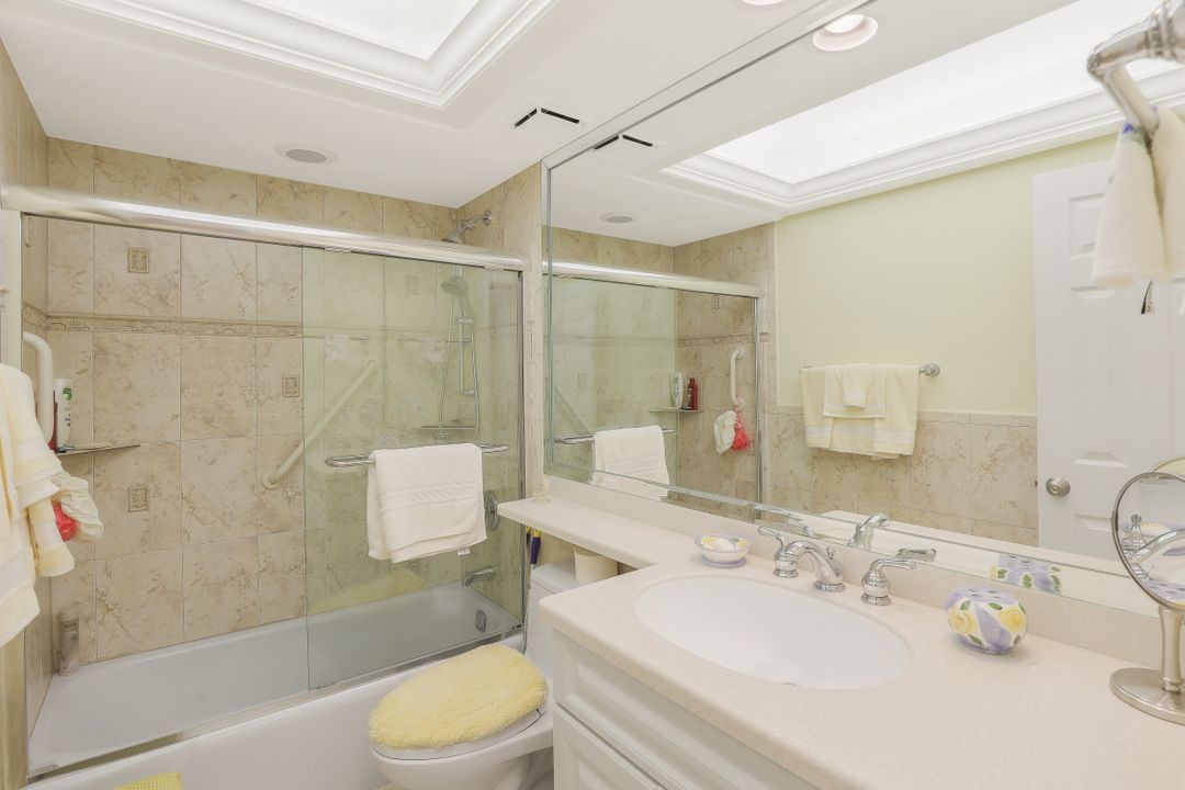 180 Seaview Ct #1107, Marco Island, FL 34145