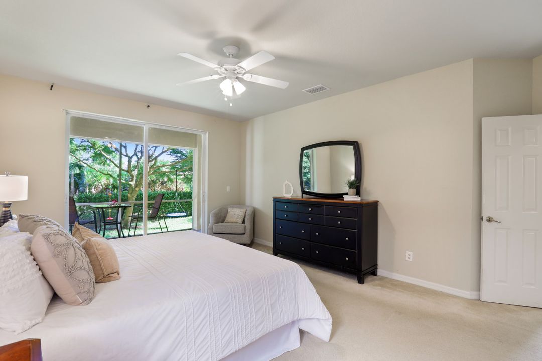 8346 Sumner Ave, Fort Myers, FL 33908