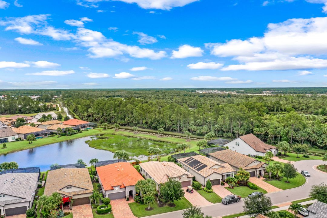 9419 Whooping Crane Wy, Naples, FL 34120