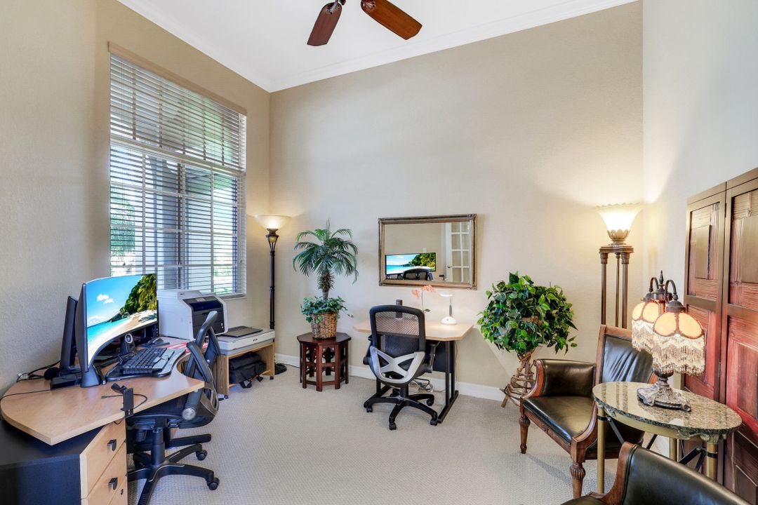 8709 Paseo De Valencia St, Fort Myers, FL 33908