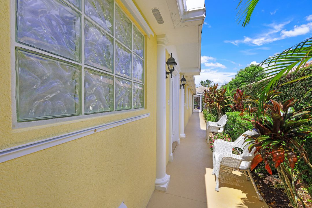 28020 Boccaccio Way, Bonita Springs, FL 34135