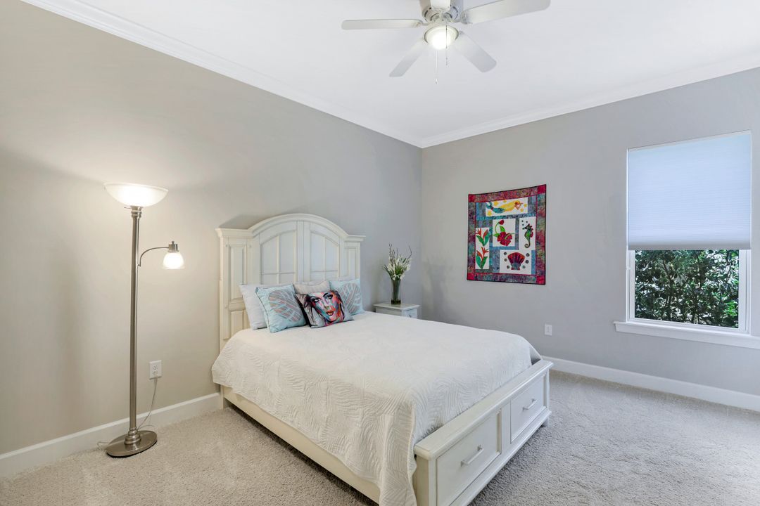 3227 Quilcene Ln, Naples, FL 34114