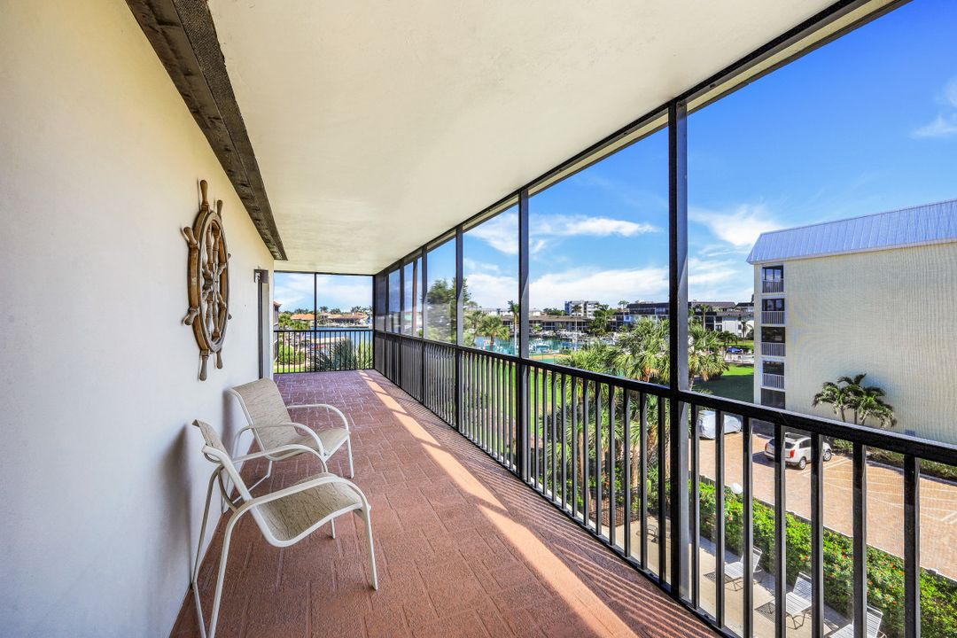 961 Swallow Ave #302, Marco Island, FL 34145