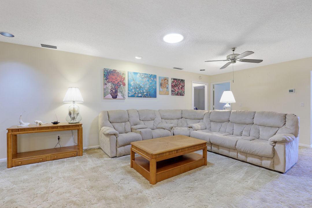 1250 Arcola Dr, Fort Myers, FL 33919