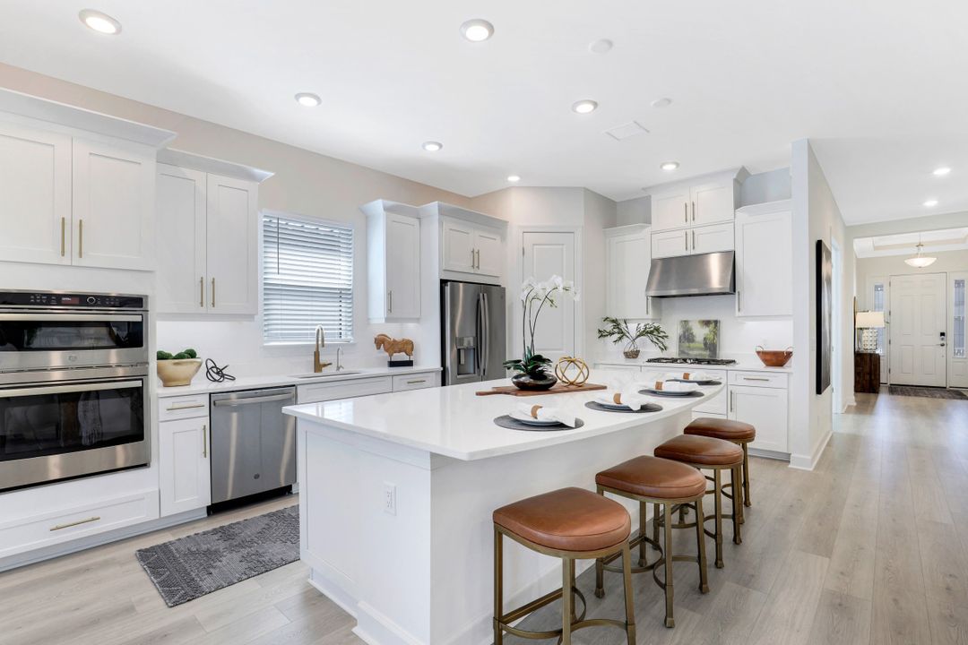 8924 Cappello Ct, Naples, FL 34119