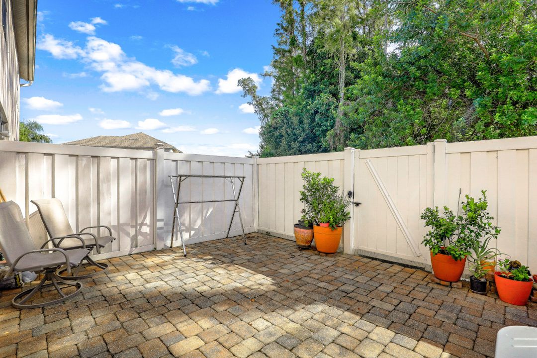 3636 Pine Oak Cir #104, Fort Myers, FL 33916