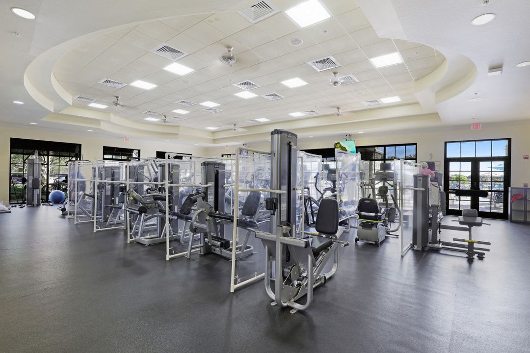 10498 Smoke House Bay Dr #201, Naples, FL 34120