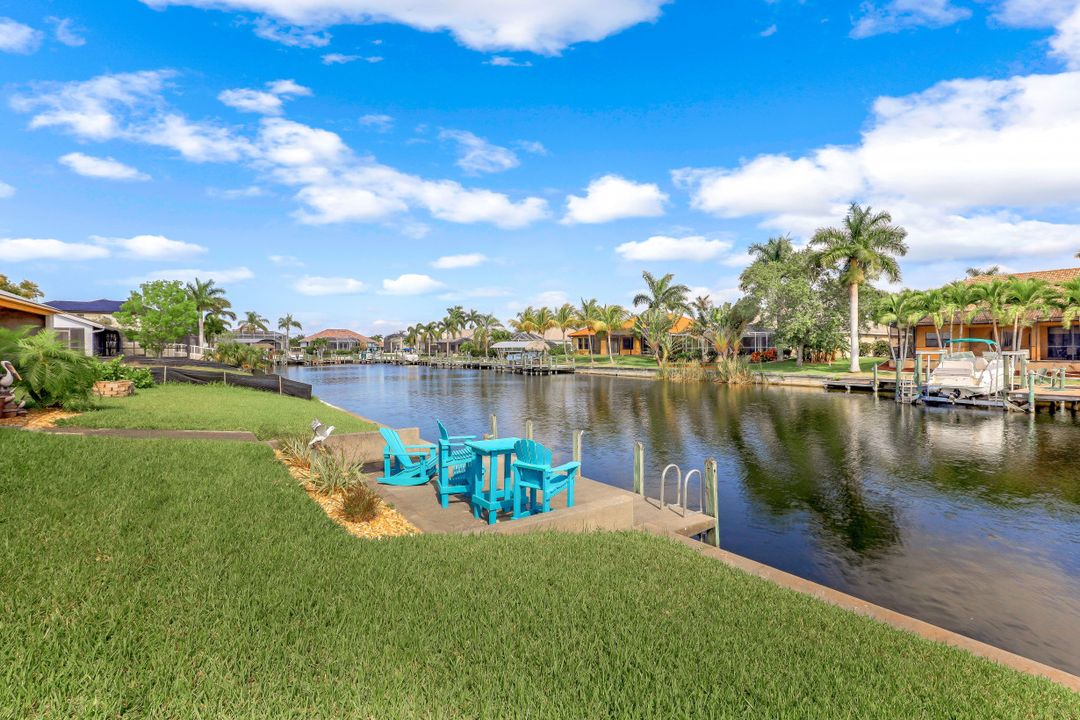 2307 SW 40th St, Cape Coral, FL 33914