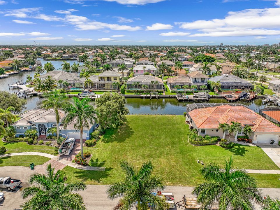 931 Ivory Ct, Marco Island, FL 34145