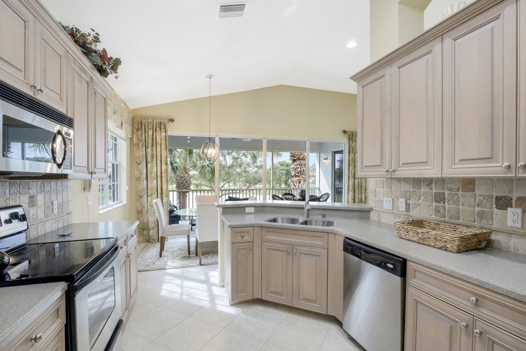 10392 Autumn Breeze Dr #201, Bonita Springs, FL 34135