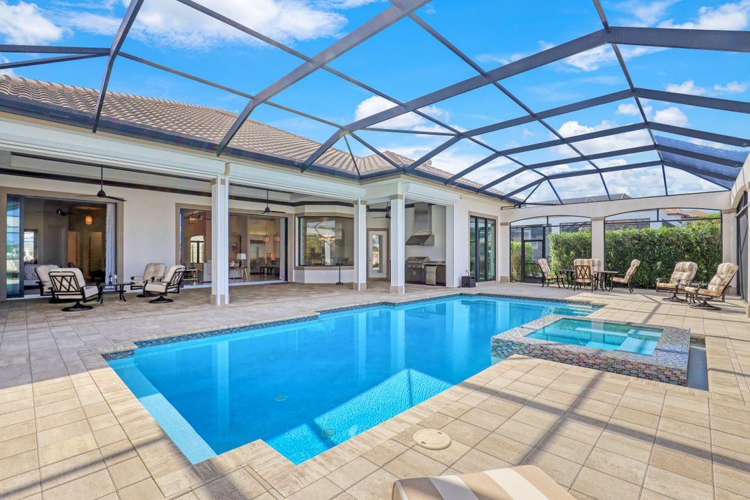 16459 Seneca Way, Naples, FL 34110