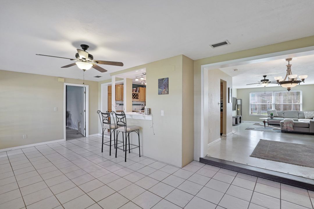 5757 Flamingo Dr, Cape Coral, FL 33904
