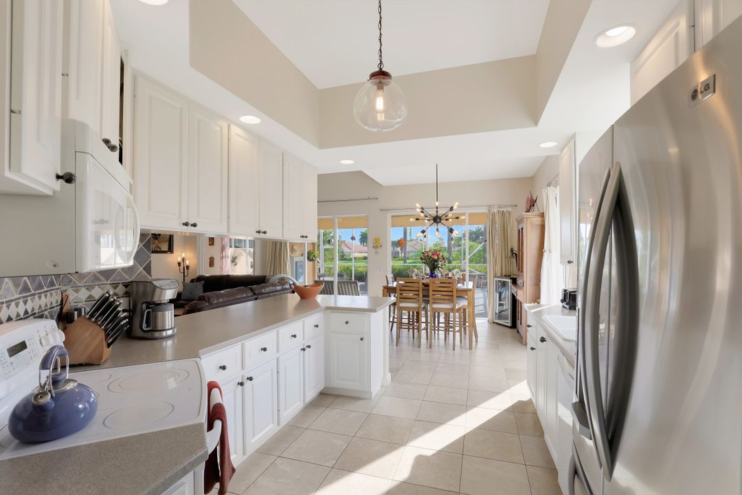 28627 Wahoo Dr, Bonita Springs, FL 34135