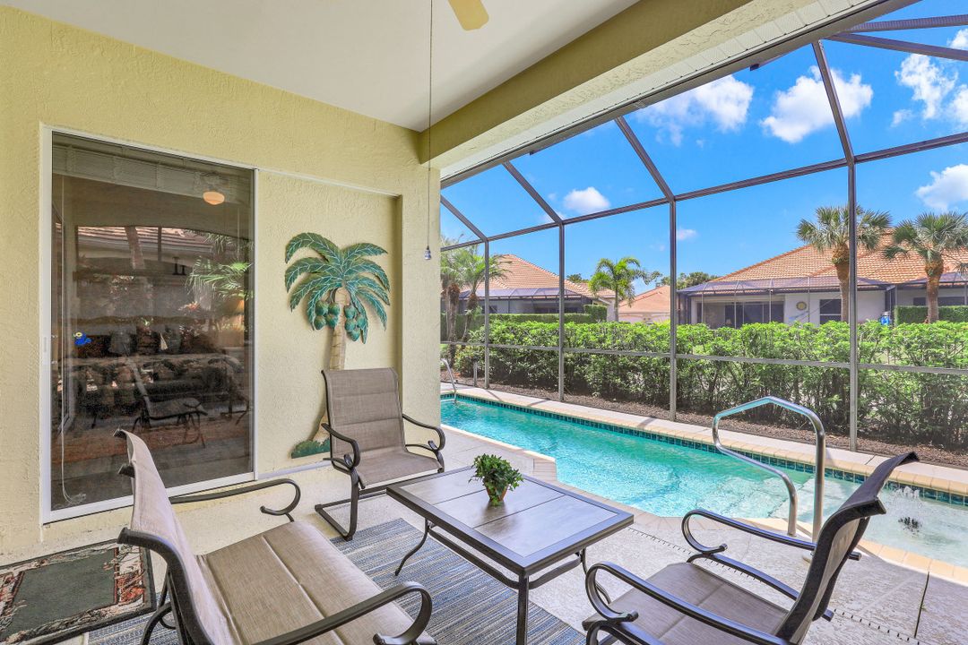 12655 Fox Ridge Dr, Bonita Springs, FL 34135