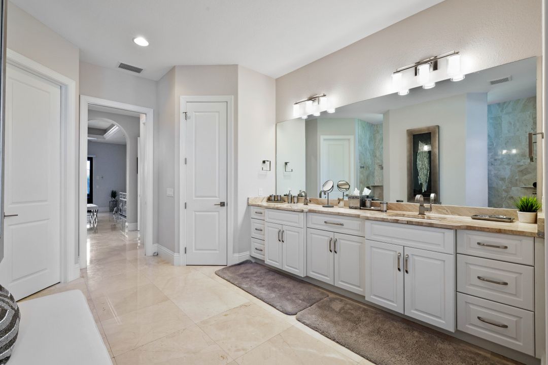 5334 SW 22nd Pl, Cape Coral, FL 33914