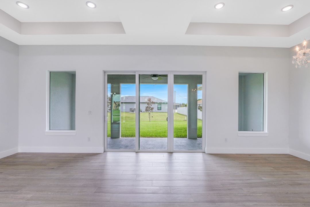 1340 S Gator Cir, Cape Coral, FL 33909