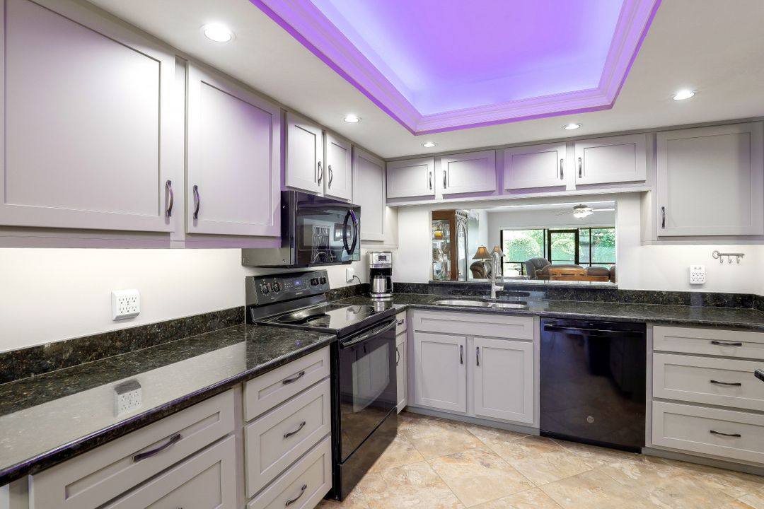 1782 Imperial Golf Course Blvd #c-104, Naples, FL 34110