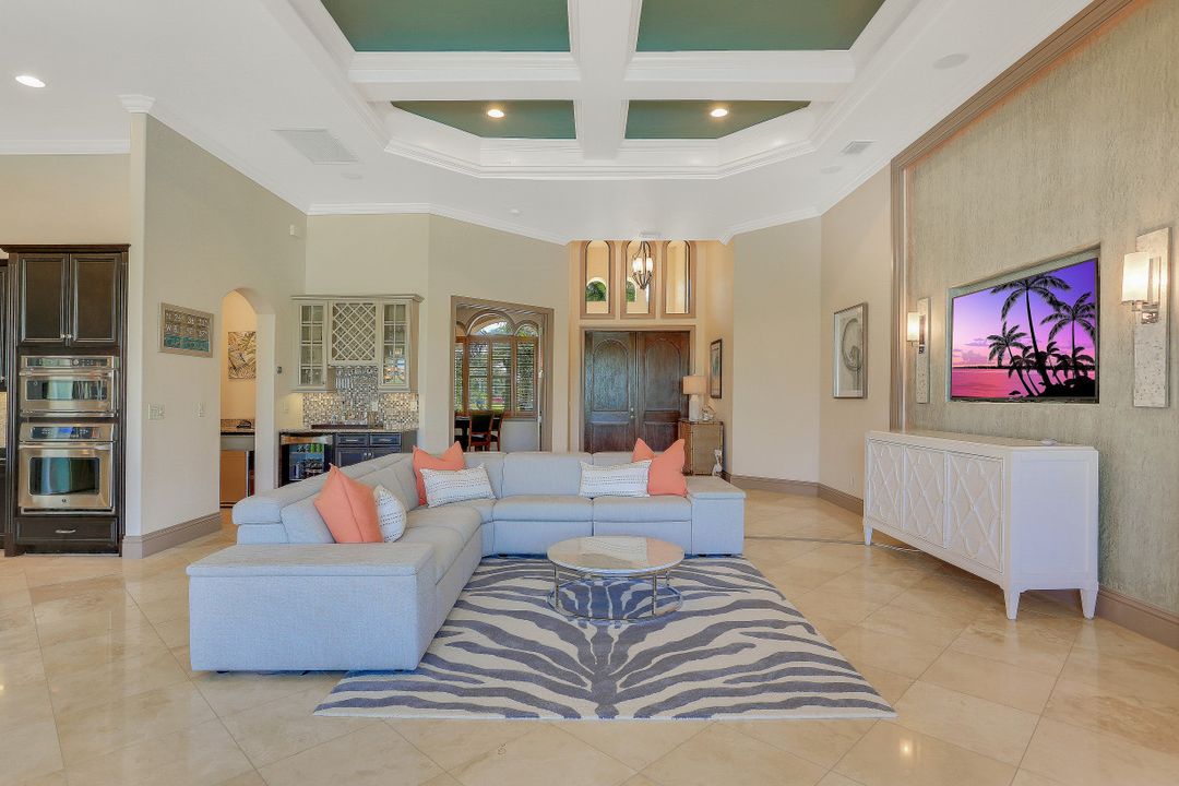 3920 Surfside Blvd, Cape Coral, FL 33914