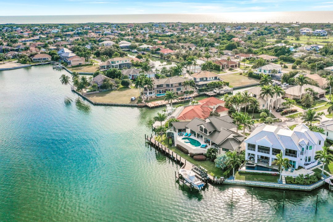 495 Thorpe Ct, Marco Island, FL 34145